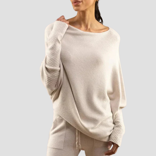 Loose-Fit Sweater - Relaxed Knit Pullover for Women
