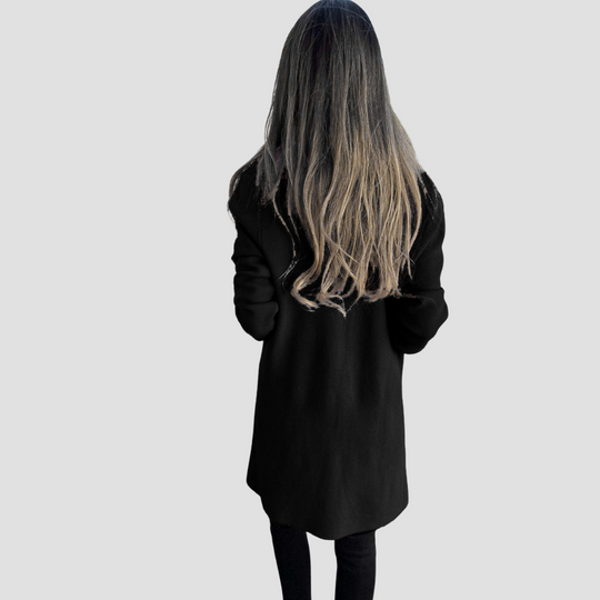 Women’s Relaxed-Fit Knit Cardigan – Everyday Layer