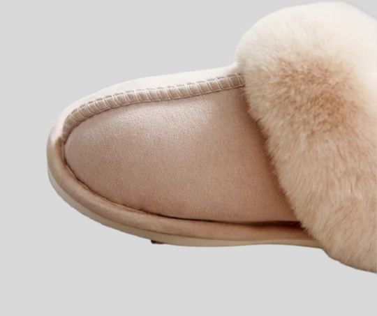 Women’s Faux Fur Slip-On Indoor Slippers