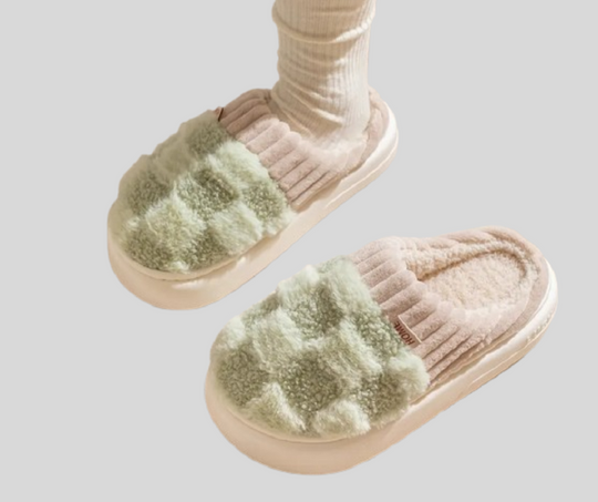 Fluffy Checkered Indoor Slippers for Women