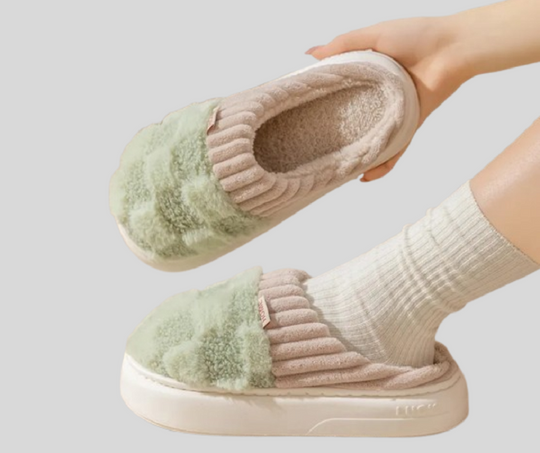 Fluffy Checkered Indoor Slippers for Women