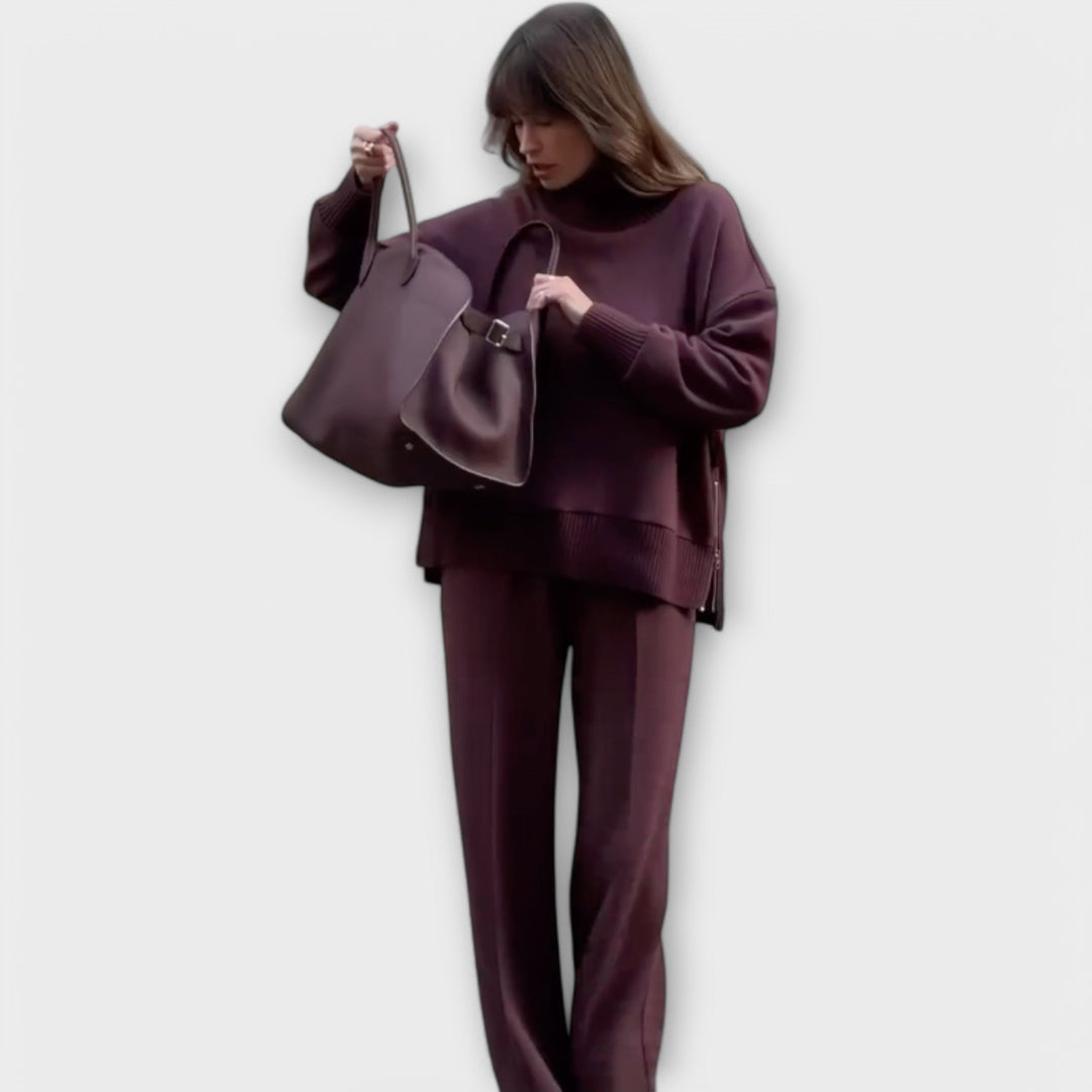 Women's Knitted Loungewear Set - Oversized Sweater and Wide-Leg Pant