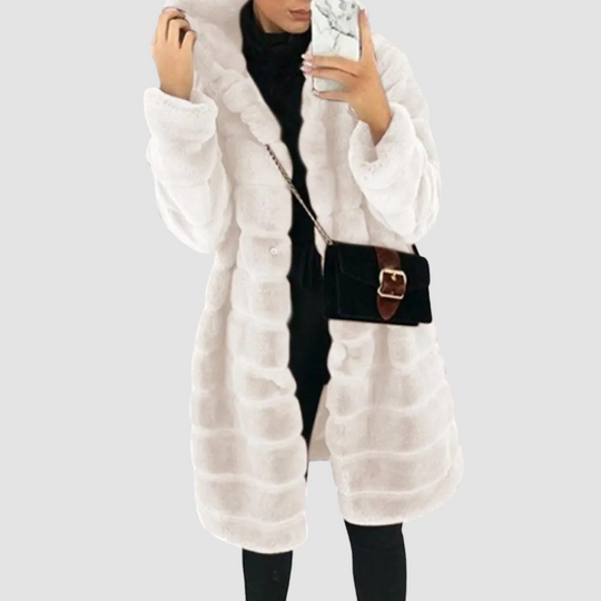 Women Luxe Faux Fur Coat