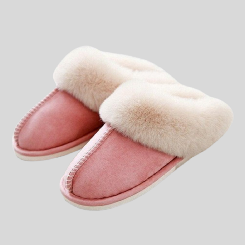 Women’s Faux Fur Slip-On Indoor Slippers