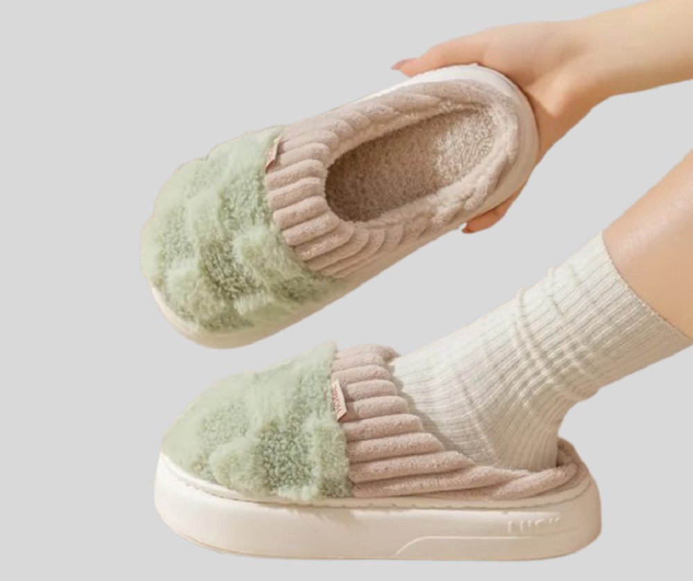 Fluffy Checkered Indoor Slippers for Women