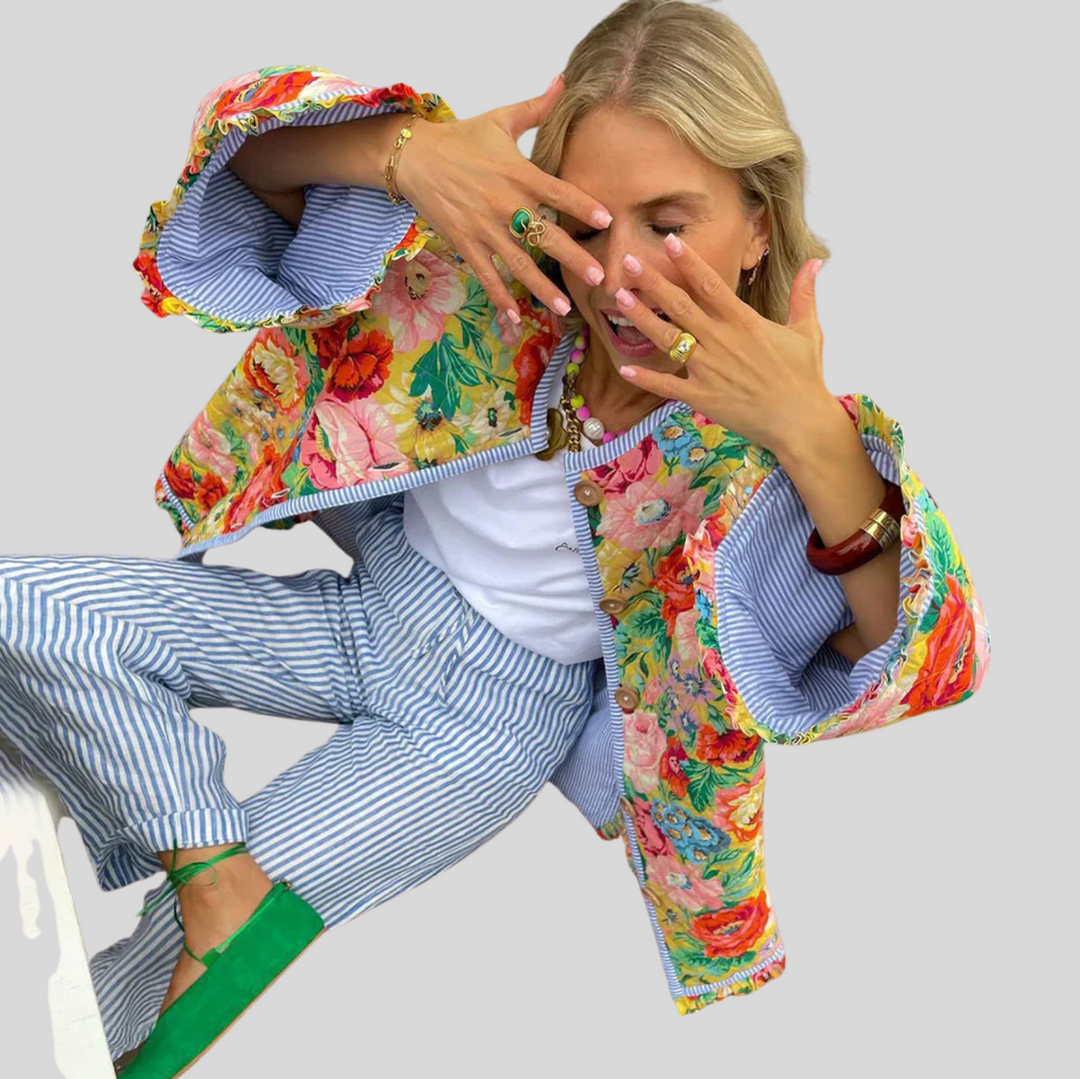 Women's Vintage-Inspired Quilted Jacket with Floral Pattern