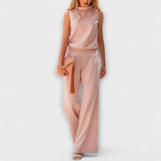 Hannah - Jumpsuit in Satin Look