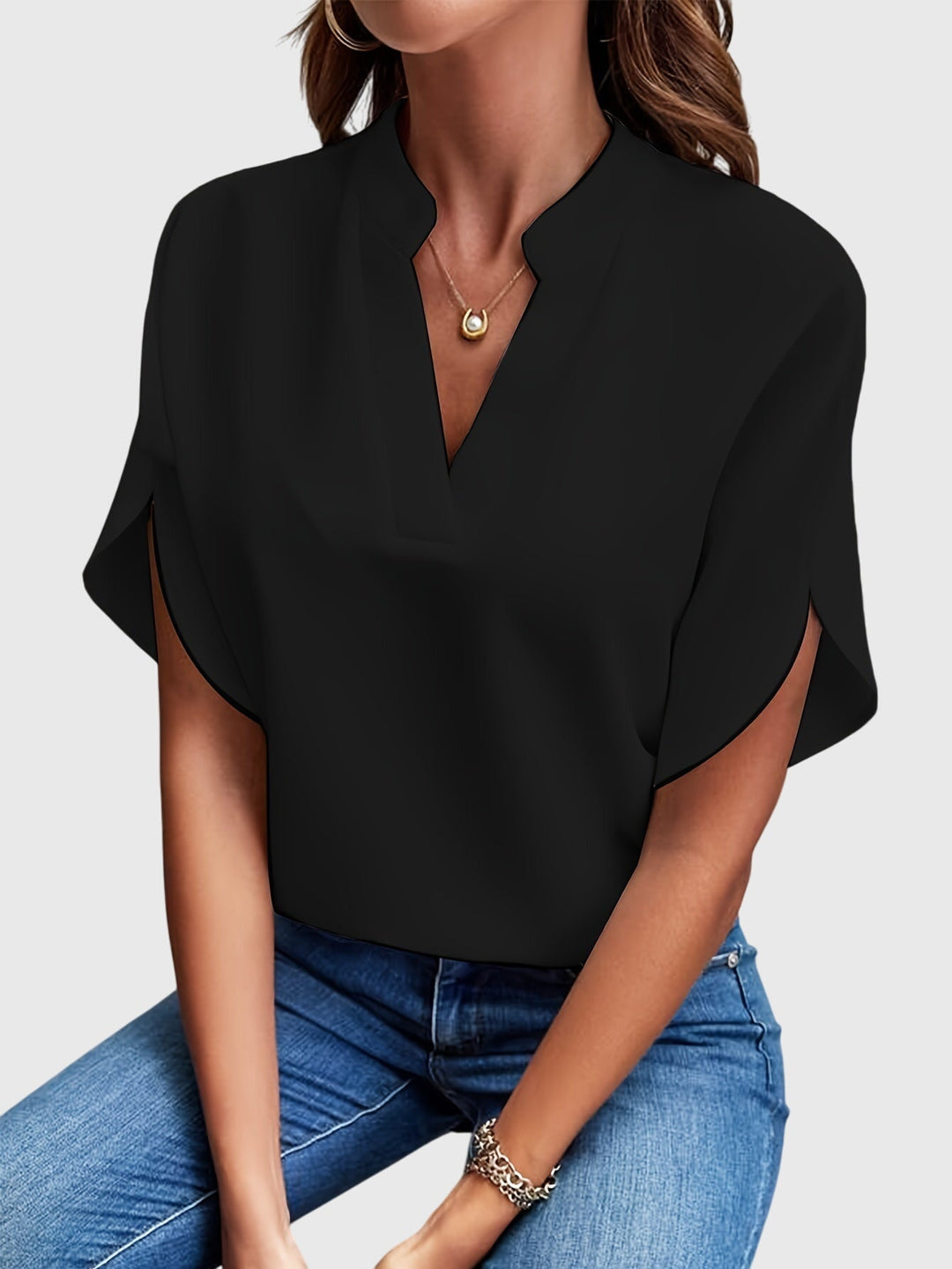 Vivi - Elegant Lightweight Blouse